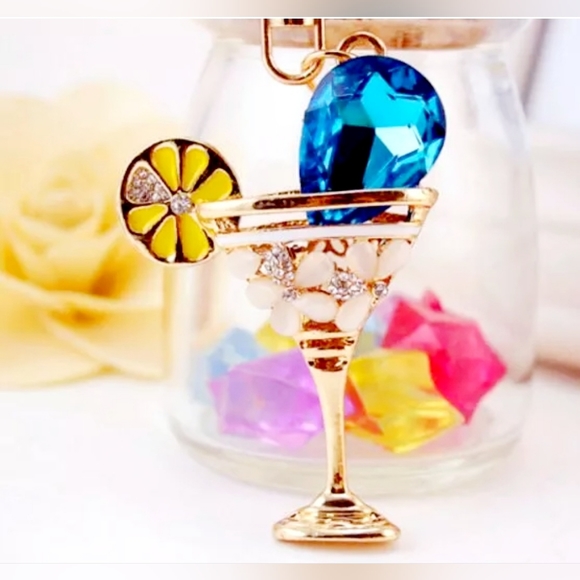 Gold plated blue and white crystal lemon martini glass necklace - Picture 14 of 16